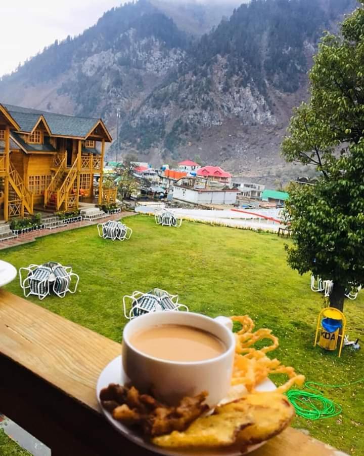 Swiss Wood Cottages Naran Exterior foto